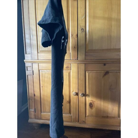 FRIENDS TV Series T-Shirt Black Men’s Size M NYC Skyline Graphic Print Promo Tee - Picture 4 of 6